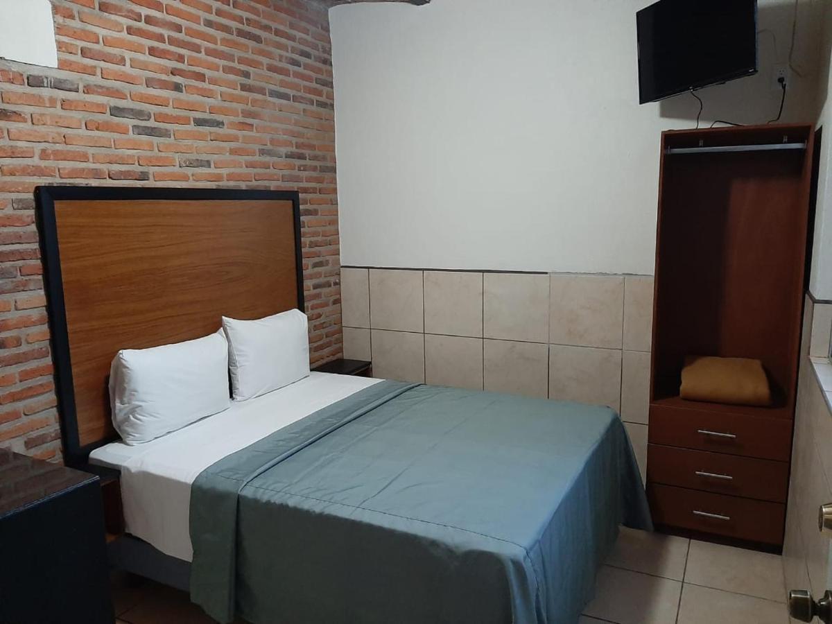 Hotel Hcm Guadalajara Luaran gambar