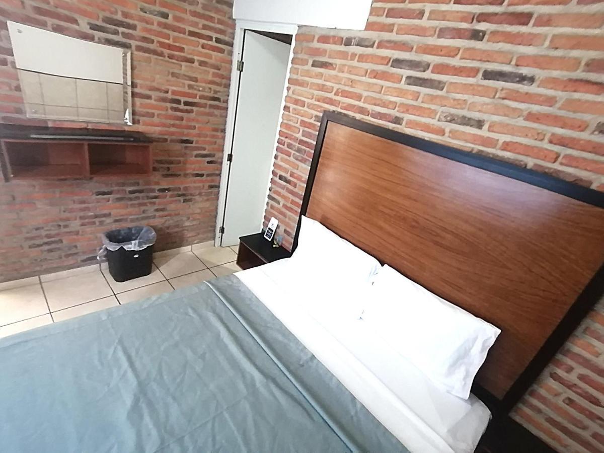 Hotel Hcm Guadalajara Luaran gambar