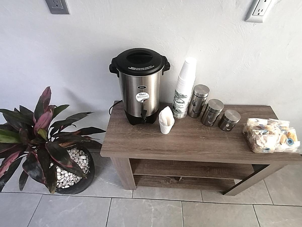 Hotel Hcm Guadalajara Luaran gambar